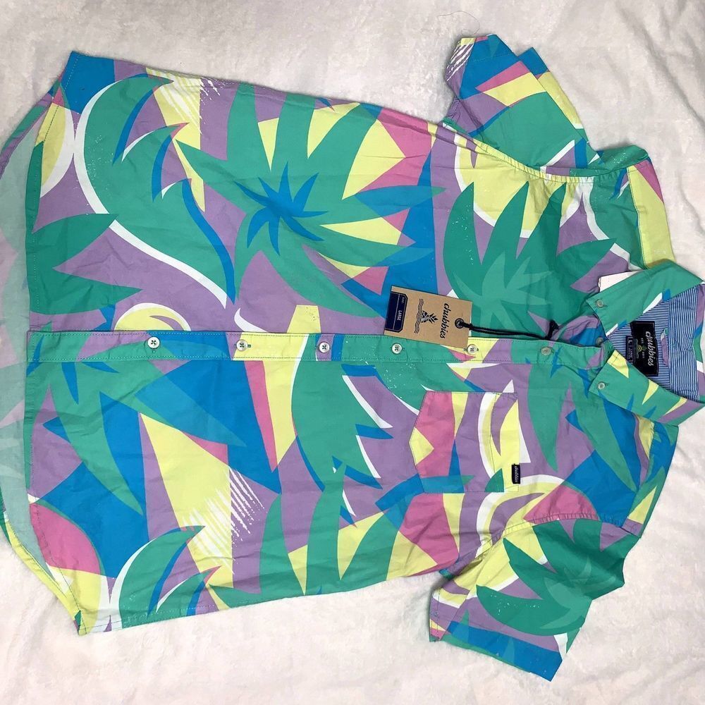 Chubbies Men's  Friday Shirt  A casual, classic fit button up size L - Picture 3 of 7